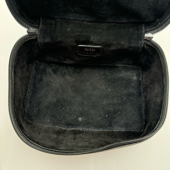 Gucci-Authentic- Vanity Pouch Leather Black - Picture 12 of 15
